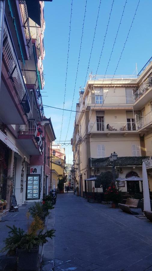 Apartment Holidays In